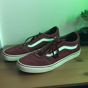 Men’s Maroon Old Skools Vans